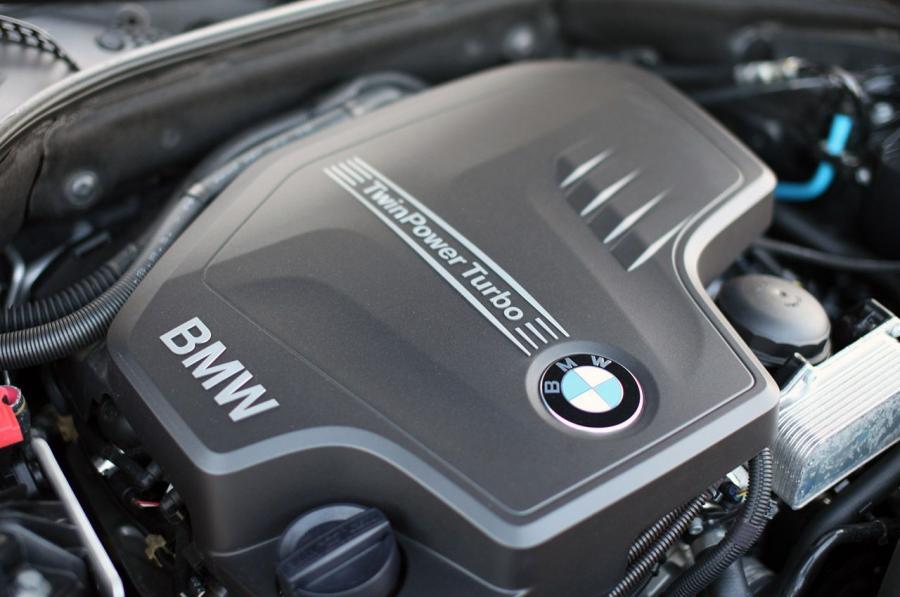  BMW 528i xDrive 2012 года  (фото 32 из 41)